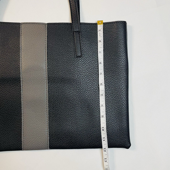 VINCE CAMUTO 'LUCK' Black / Gray VEGAN LEATHER TOTE - Picture 9 of 9